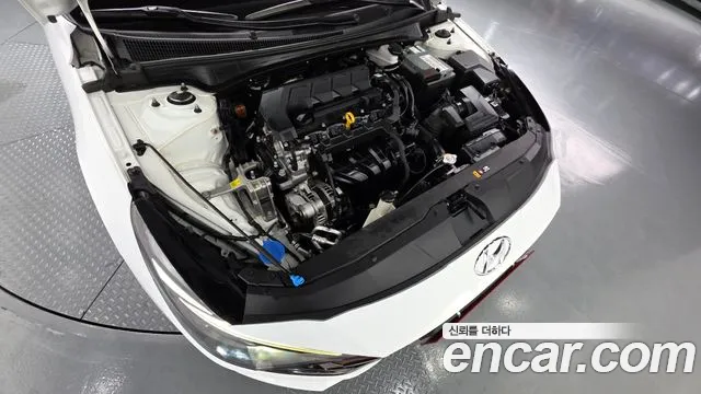 Hyundai AVANTE Avante (CN7) — Фото автомобиля 6