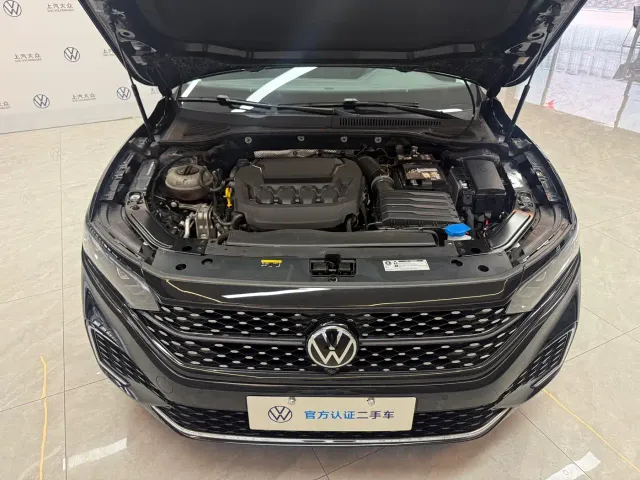 Volkswagen Passat — Фото автомобиля 9