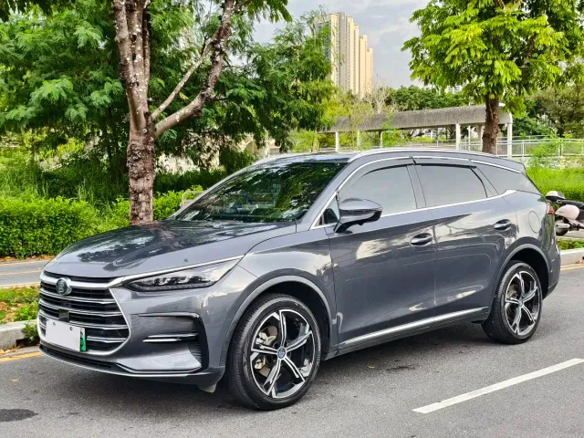 Фотография автомобиля — BYD Tang