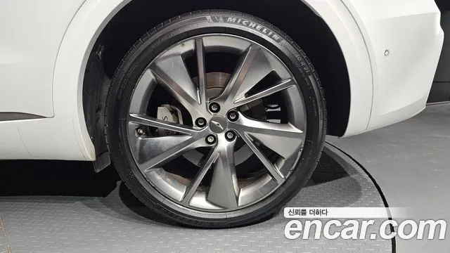 Genesis GV70 2.5T Бензин AWD — Фото автомобиля 16