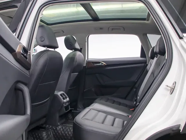 Volkswagen Tharu — Фото автомобиля 15