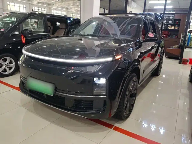 Фотография автомобиля — Li Auto L9