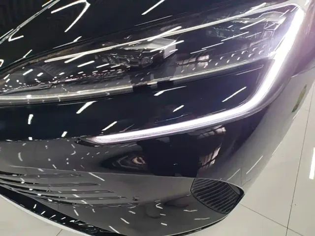 BYD Seal 07 DM-i — Фото автомобиля 23