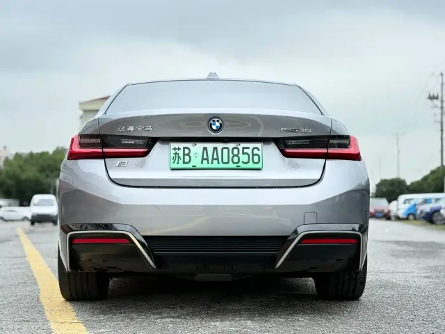 BMW i3 — Фото автомобиля 7