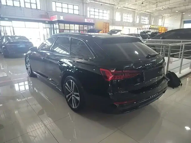 Audi A6 — Фото автомобиля 4