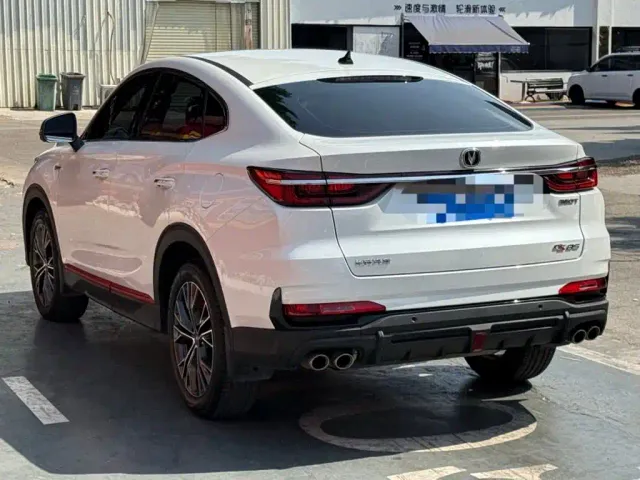 Changan CS85 COUPE — Фото автомобиля 9