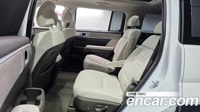 Hyundai Santa Fe MX5 — Фото автомобиля 11