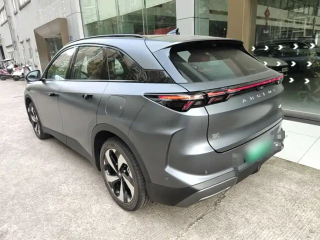 Arcfox Alpha T5 — Фото автомобиля 4