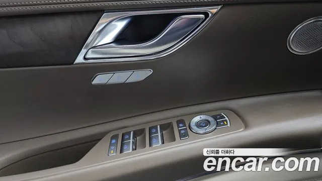 Genesis GV80 — Фото автомобиля 27