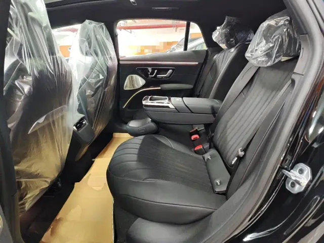 Mercedes-Benz EQS — Фото автомобиля 23