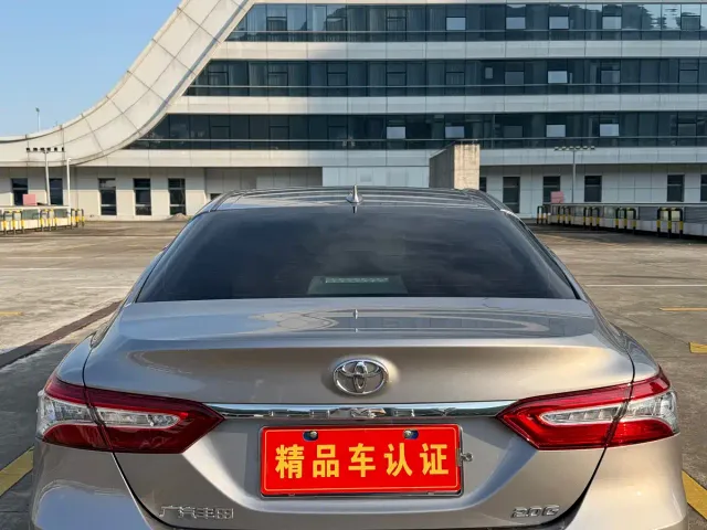 Toyota Camry — Фото автомобиля 5