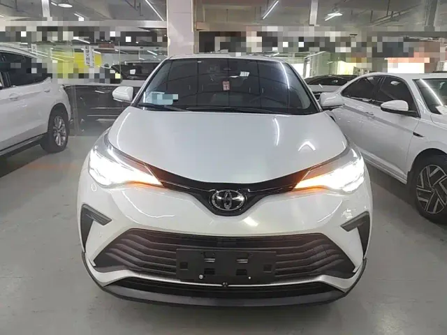 Toyota IZOA — Фото автомобиля 2