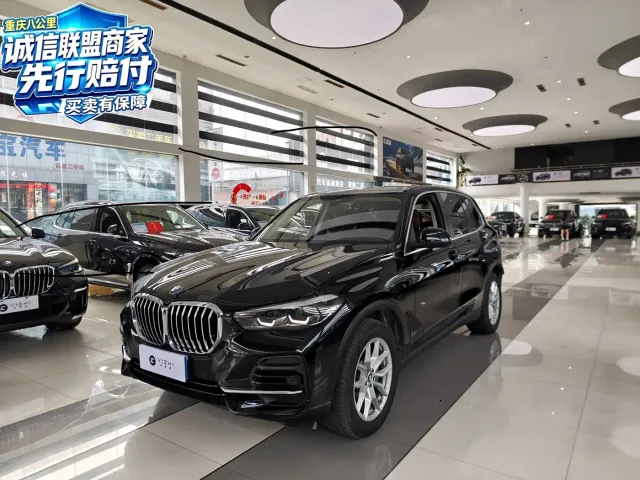 Фотография автомобиля — BMW X5