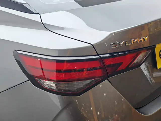 Nissan Sylphy — Фото автомобиля 7