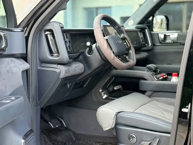 BYD FangChengBao Leopard 5 — Фото автомобиля 8