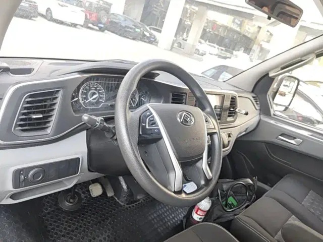 Maxus Xintu V80 — Фото автомобиля 9