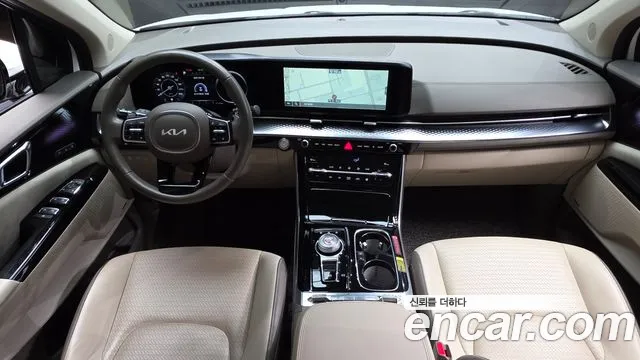 Kia Carnival Generation 4 — Фото автомобиля 7