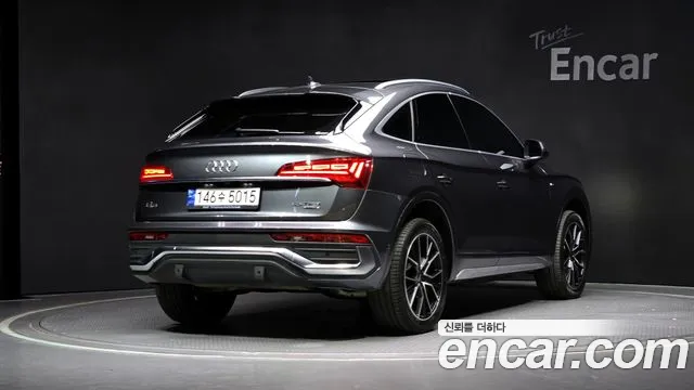 Audi Q5 45 TFSI quattro Sportback Premium — Фото автомобиля 2