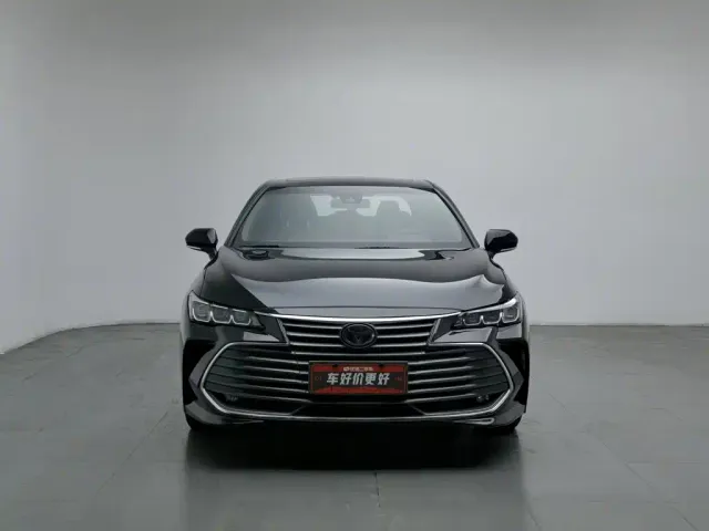 Toyota Avalon — Фото автомобиля 3