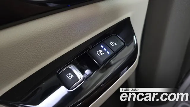 Kia Canival Carnival 4 поколение Дизель 9 мест Signature — Фото автомобиля 21
