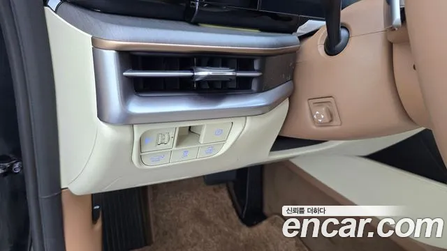 Hyundai Grandeur GN7 — Фото автомобиля 25