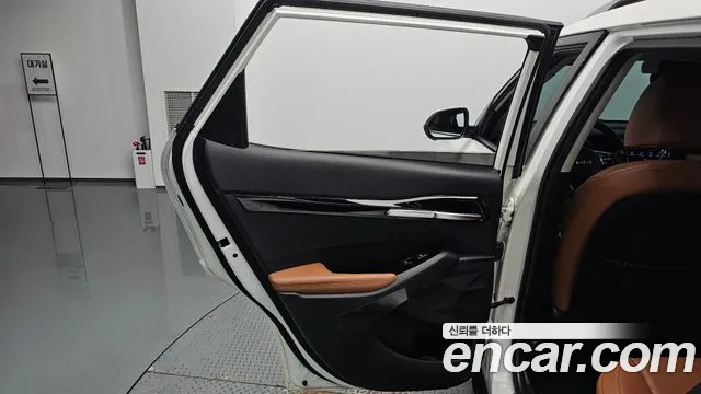 Kia Seltos — Фото автомобиля 14