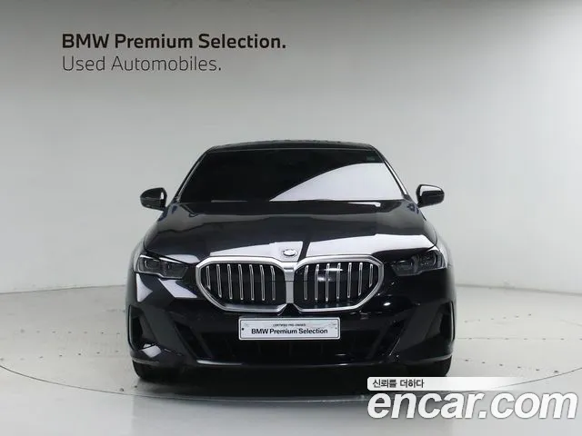 BMW 5-Series 5 серия (G60) 530i xDrive M Sport — Фото автомобиля 2