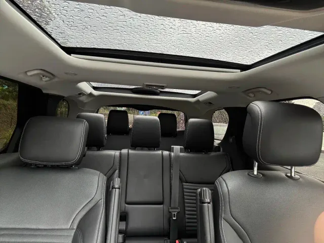 Land Rover Discovery — Фото автомобиля 18