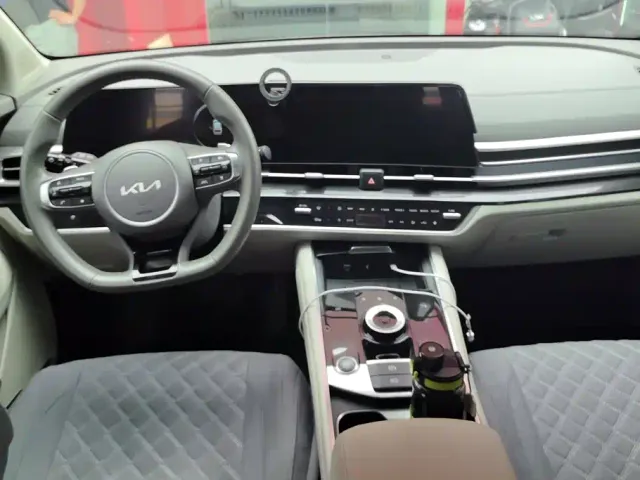 Kia Sportage — Фото автомобиля 12