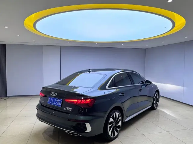 Audi A3 — Фото автомобиля 4