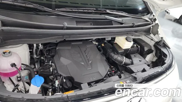 Hyundai Staria — Фото автомобиля 9