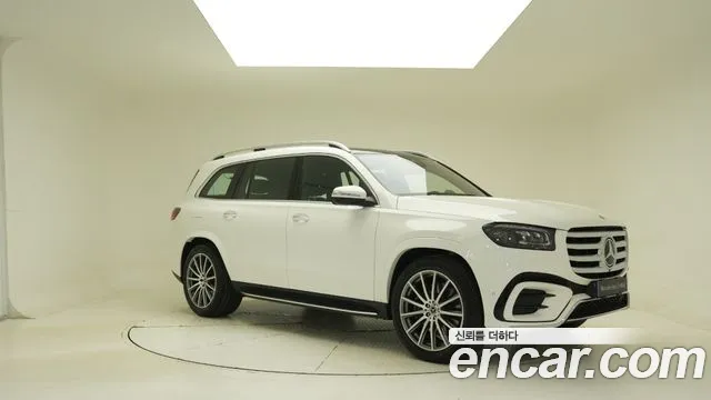 Mercedes-Benz GLS-Class — Фото автомобиля 14