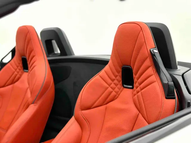 BMW Z4 — Фото автомобиля 3