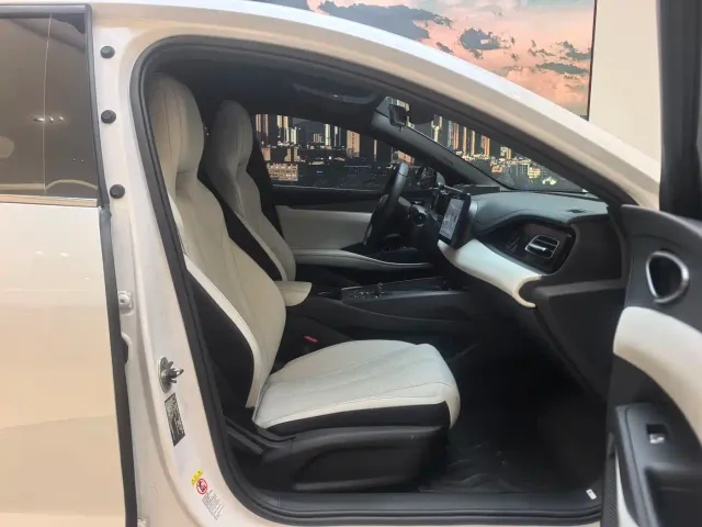 BYD Seal 06 — Фото автомобиля 10
