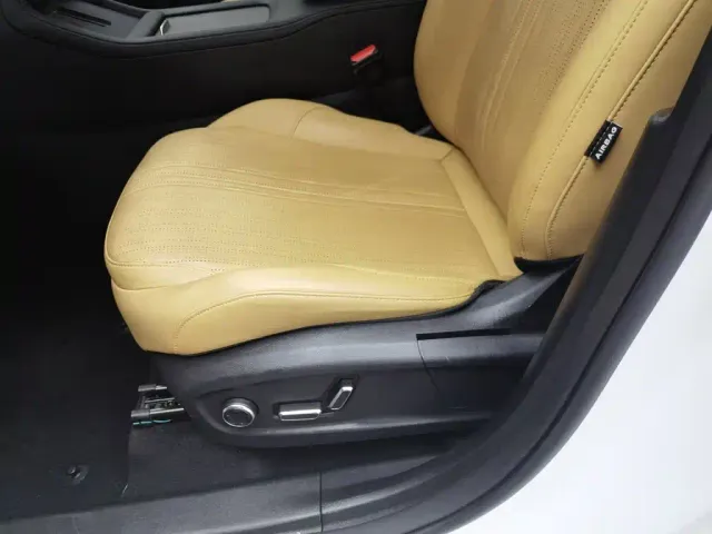 Geely Galaxy L7 — Фото автомобиля 20