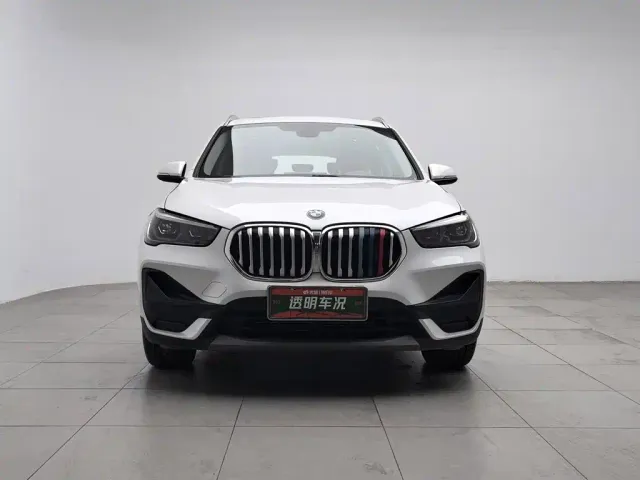 BMW X1 — Фото автомобиля 3