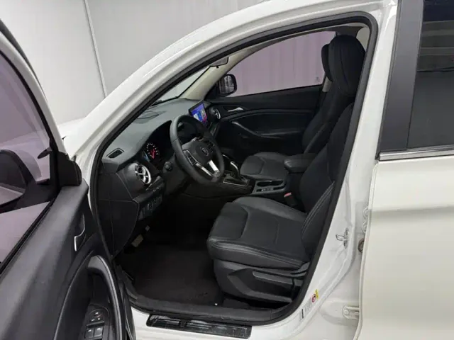 BYD Song — Фото автомобиля 8
