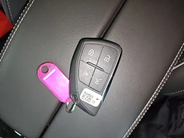 Buick Envision Plus — Фото автомобиля 8