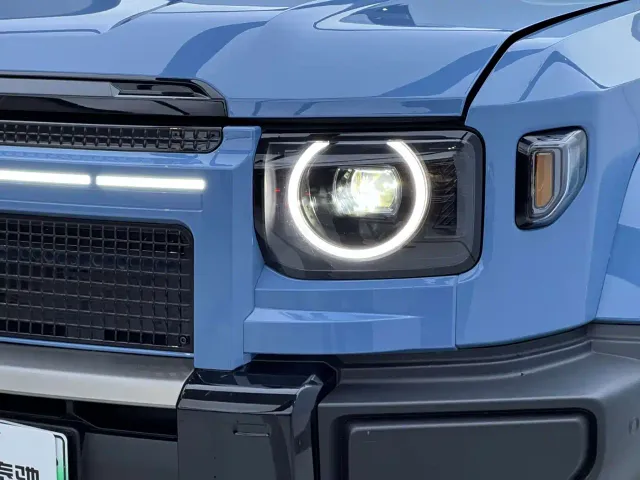 iCAR V27 — Фото автомобиля 4