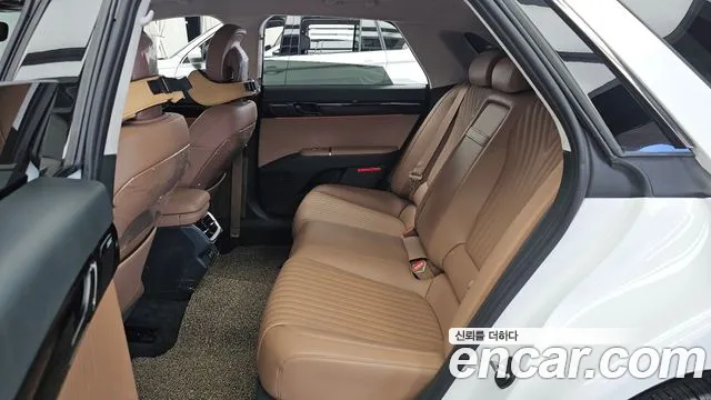 Hyundai Grandeur GN7 — Фото автомобиля 16