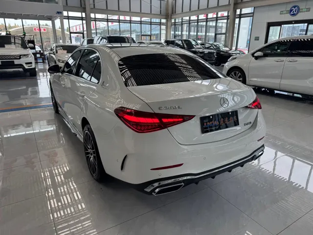 Mercedes-Benz C-Class — Фото автомобиля 5