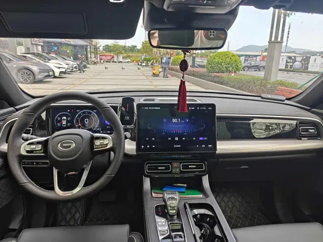 GAC Trumpchi GS8 — Фото автомобиля 8