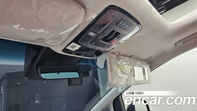 Hyundai Staria Staria 4WD Lounge 9 мест — Фото автомобиля 8