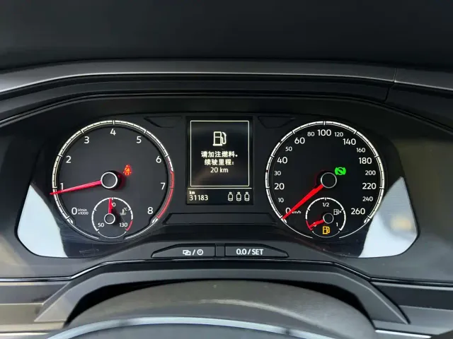 Volkswagen Polo — Фото автомобиля 5