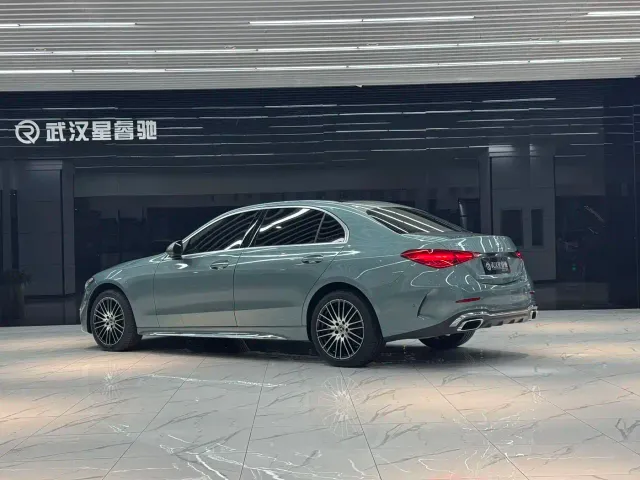 Mercedes-Benz C-Class — Фото автомобиля 4