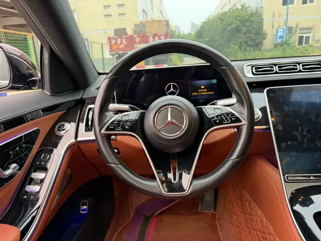 Mercedes-Benz S-Class — Фото автомобиля 11