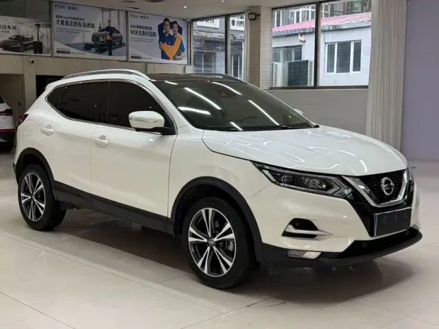 Nissan Qashqai — Фото автомобиля 3