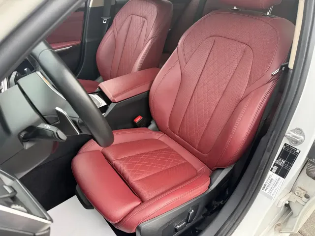 BMW 3 Series — Фото автомобиля 10