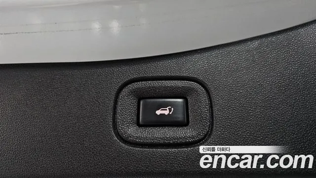 Renault-KoreaSamsung QM6 Новый QM6 2.0 GDe Première 2WD — Фото автомобиля 18