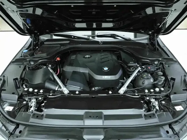 BMW 5 Series — Фото автомобиля 20